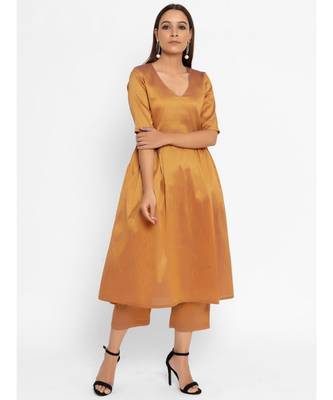 Golden Silk Blend Gathered Kurta Pant 1