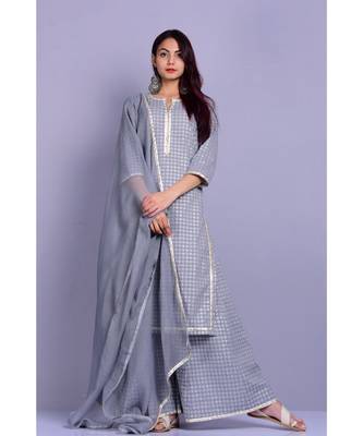 Grey and White Garara Set 1
