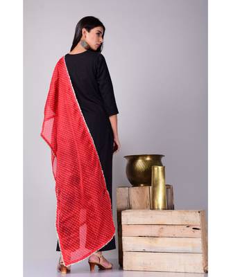 Black suit set with leheriya Stole 4