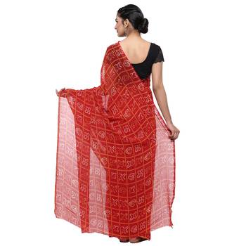 Red printed faux georgette saree with blouse 2