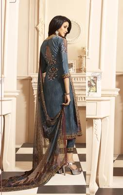 Beige digital print crepe salwar 2