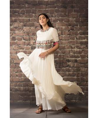 sulochana jangir white chiffon dress with hand and machin embroidery 1