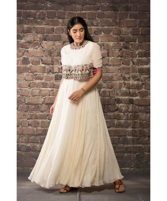 sulochana jangir white chiffon dress with hand and machin embroidery 2