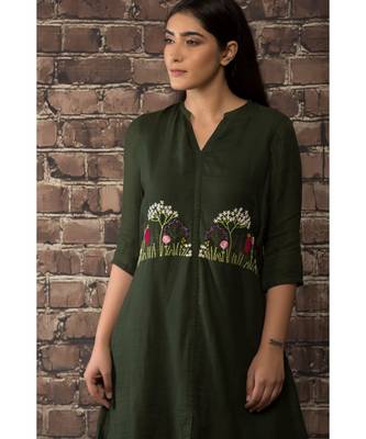sulochana jangir olive green handloom linen twill kurta with rich stich hand embroidery 6