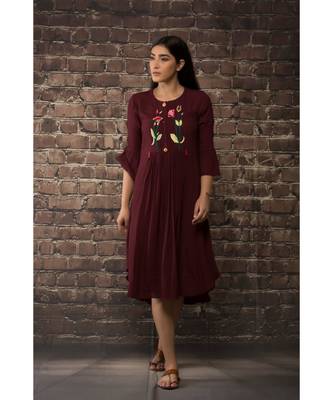 sulochana jangir maroon linen silk tunic with lily flower hand embroidery. 2