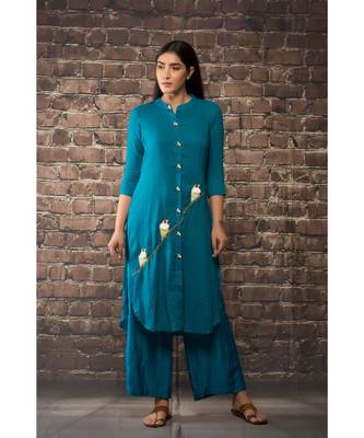 sulochana jangir teel blue linen silk kurta with 3 bird with hand and machine embroidery paired with matching pants 1