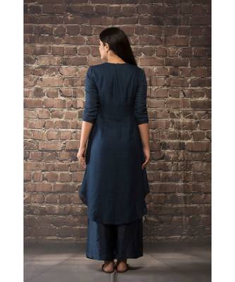 sulochana jangir navy blue handloom inen twill kurta with rich stich hand embroidery paired with  matching pants. 2