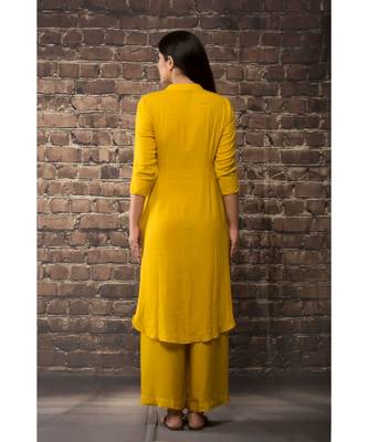 sulochana jangir yellow linen georgette kurta with 3 bird embroidery paired with matching pants 2