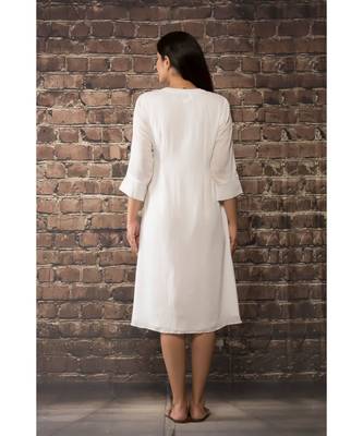 sulochana jangir white linen georgette tunic with geeth work . 2