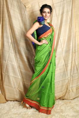 Green woven blended cotton saree with blouse 2