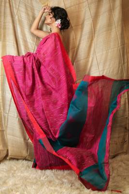 Ruby woven cotton saree with blouse 3