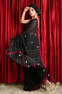Black woven cotton saree with blouse 3