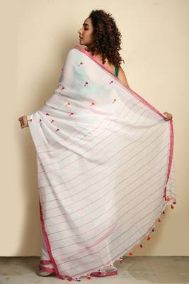 White woven cotton saree with blouse 3