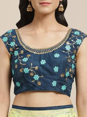 Multicolor printed georgette saree with blouse 4