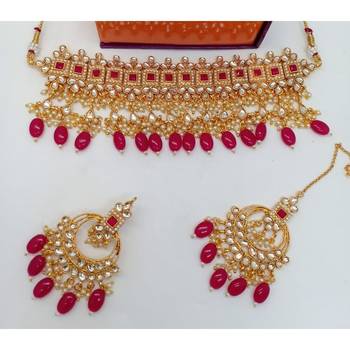 Red crystal necklaces 1