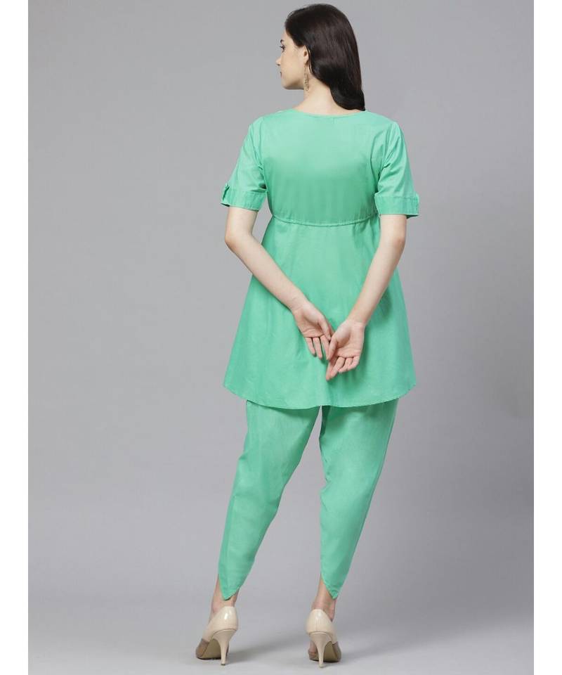 Hand Embroidered Green Cotton Lucknow Chikankari Women Kurta With Dhoti Set