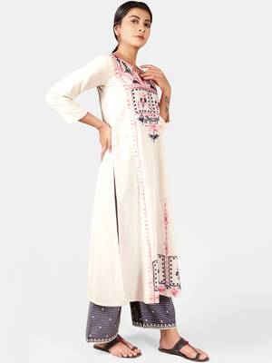 Off-White Heavy Neck Front Panel Embroidered Khadi Kurta Set 2
