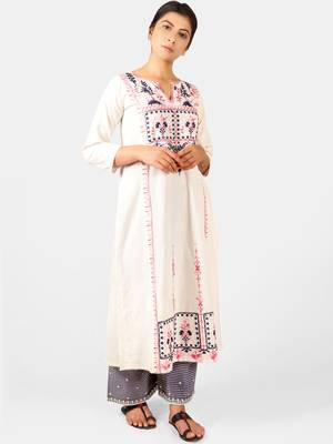 Off-White Heavy Neck Front Panel Embroidered Khadi Kurta Set 3