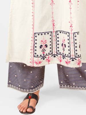 Off-White Heavy Neck Front Panel Embroidered Khadi Kurta Set 5