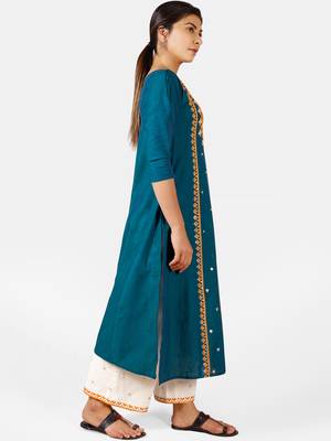 Turquoise Heavy-Neck and Twinkiling Star Embroidered Khadi Kurta Set 2