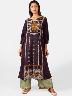 Deep Purple Heavy Panel Embroidered Slub Khadi Kurta set 1