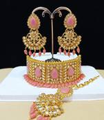 Pink pearl necklaces