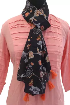 DesiButik Pleasing Black Muslin Fabric Digitally Printed Scarf