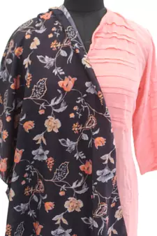DesiButik Pleasing Black Muslin Fabric Digitally Printed Scarf