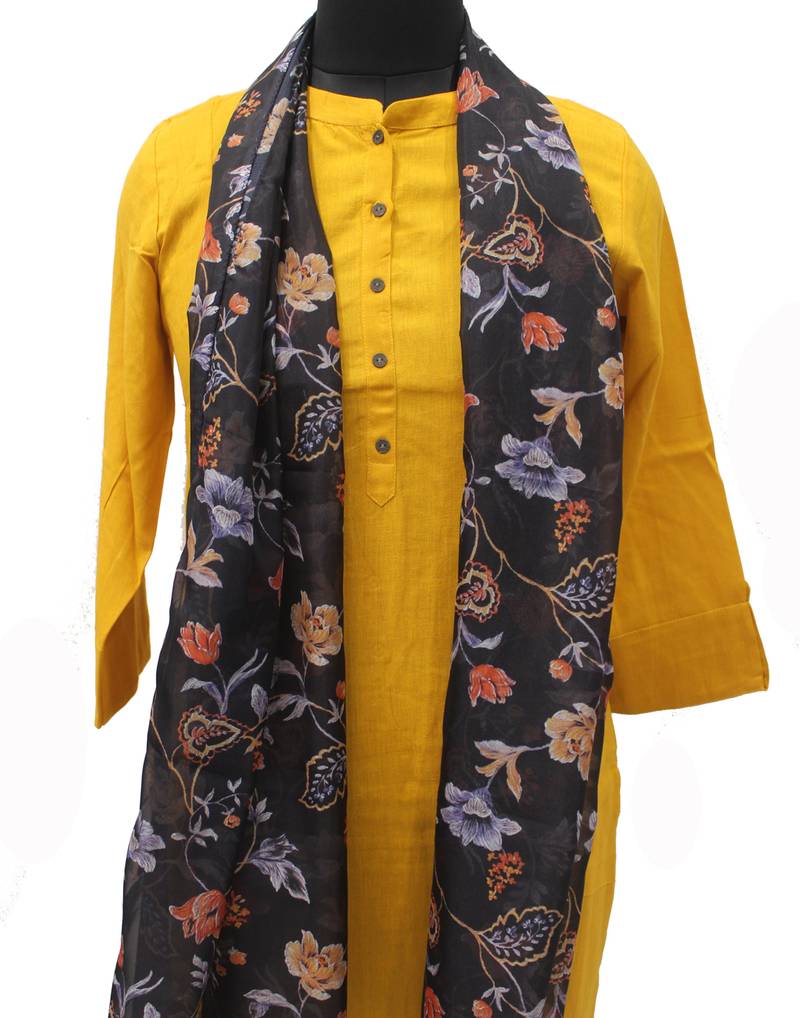 DesiButik Glamorous Black Modal Satin Fabric Digitally Printed Scarf