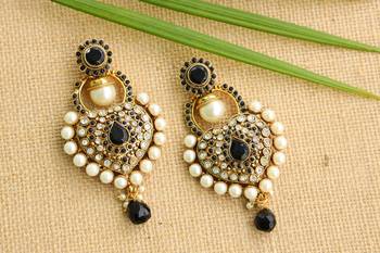 Black onyx earrings 1