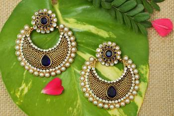 Blue onyx earrings 1
