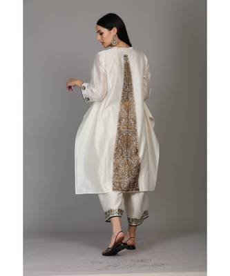  Ivory Asymmetrical Tunic With Farshi And Dupatta 3