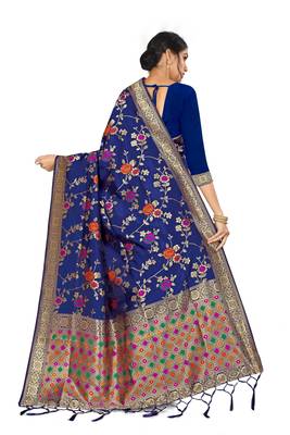 Navy Blue Woven Silk Blend Saree With Blouse 3