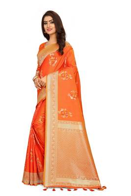 Red Woven Silk Blend Saree With Blouse 2