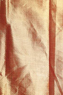 Maroon woven silk saree with blouse 4