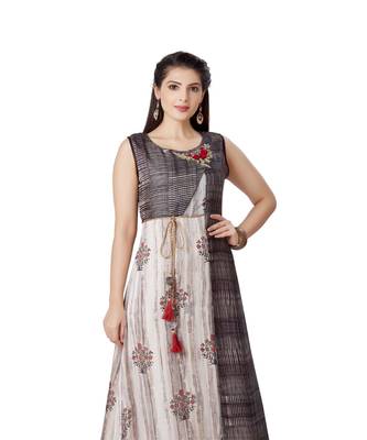 women Grey crepe Sleeveless Kurti 5