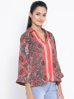 Graphic Laura Women's Top 3