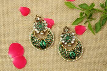 Green onyx earrings 1