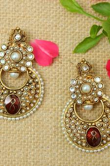 White onyx earrings