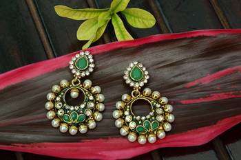 Green onyx earrings 1