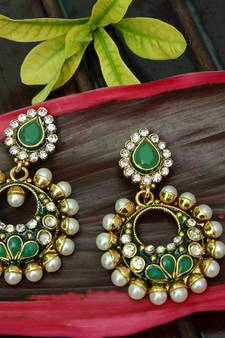 Green onyx earrings