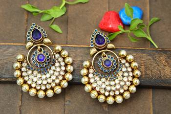 Blue onyx earrings 1