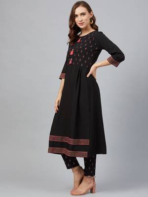 Black printed crepe kurta set 3