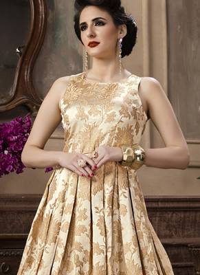 Cream Jacquard Designer Gown 4