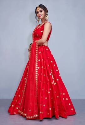 Red embroidered Art silk semi stitched lehenga 3