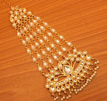 White pearl maang-tikka 1