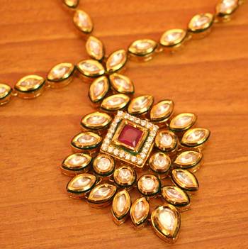 Red ruby  maang-tikka 2