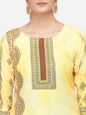 Yellow & Olive Green Colored Printed Kurta Set 4