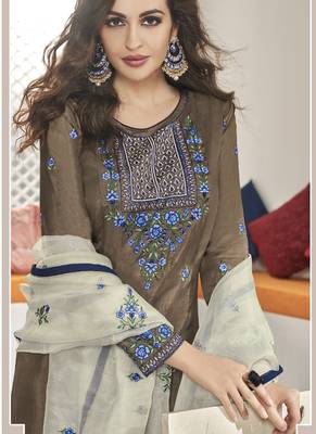Grey Muslin Embrodiery Readymade Suit 3