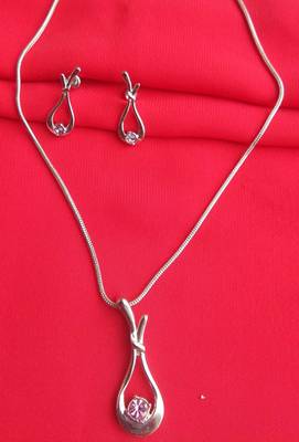 RozMili latest Designer American Diamond silver pendant set with earrings for women and  Girls 3